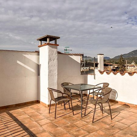 Ganganell Atic Apartamento Con Terraza En Бесалу Экстерьер фото